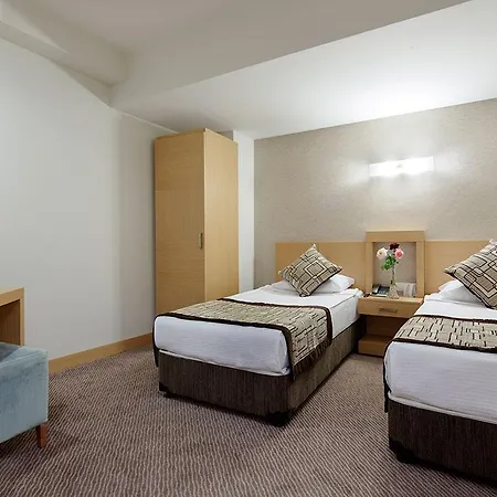 Hotel Saphir &
