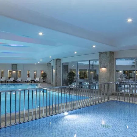 Hotel Saphir &